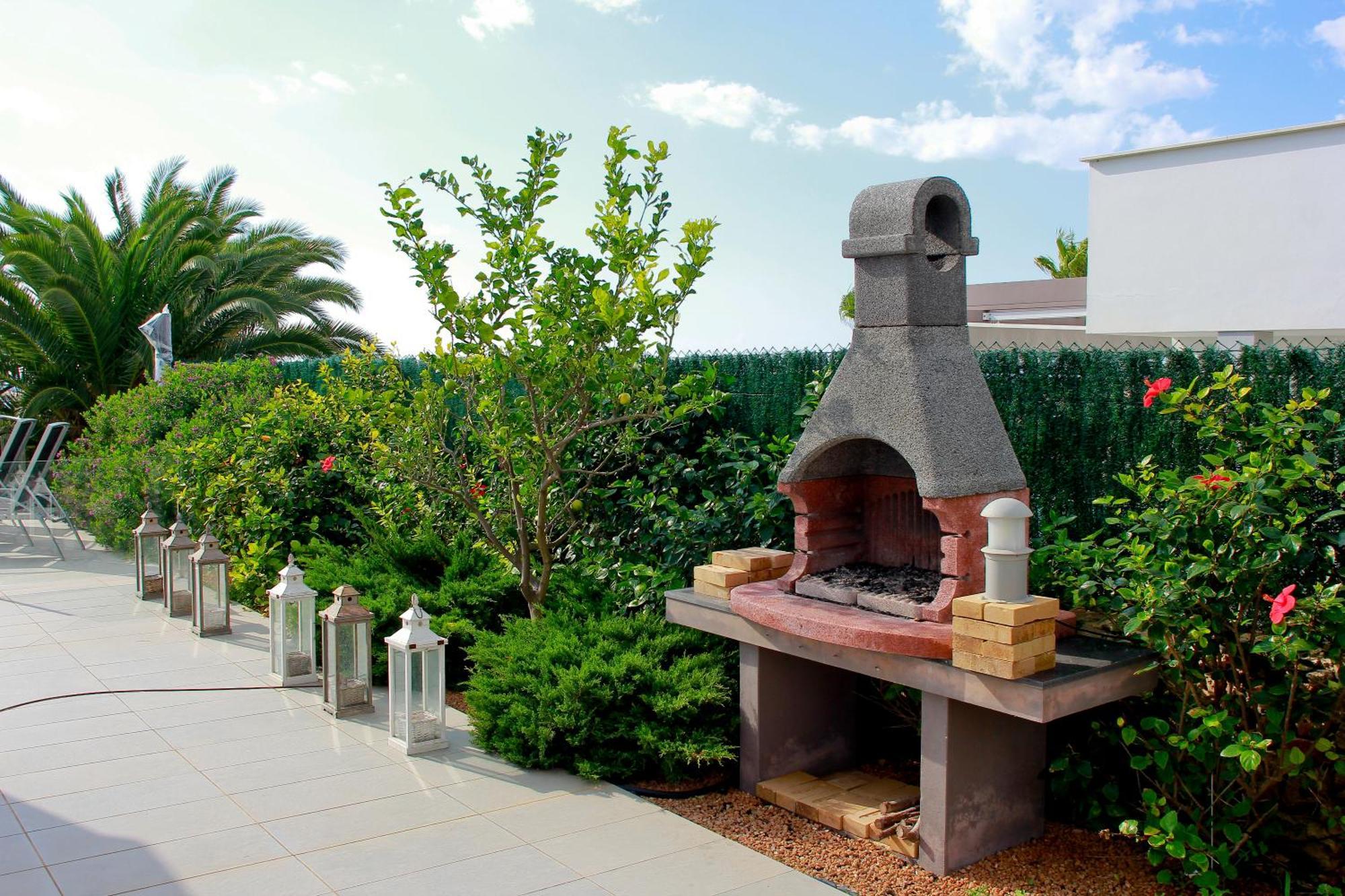 V196 Villa Brisa By Menorcarentals Villas Son Bou Eksteriør billede