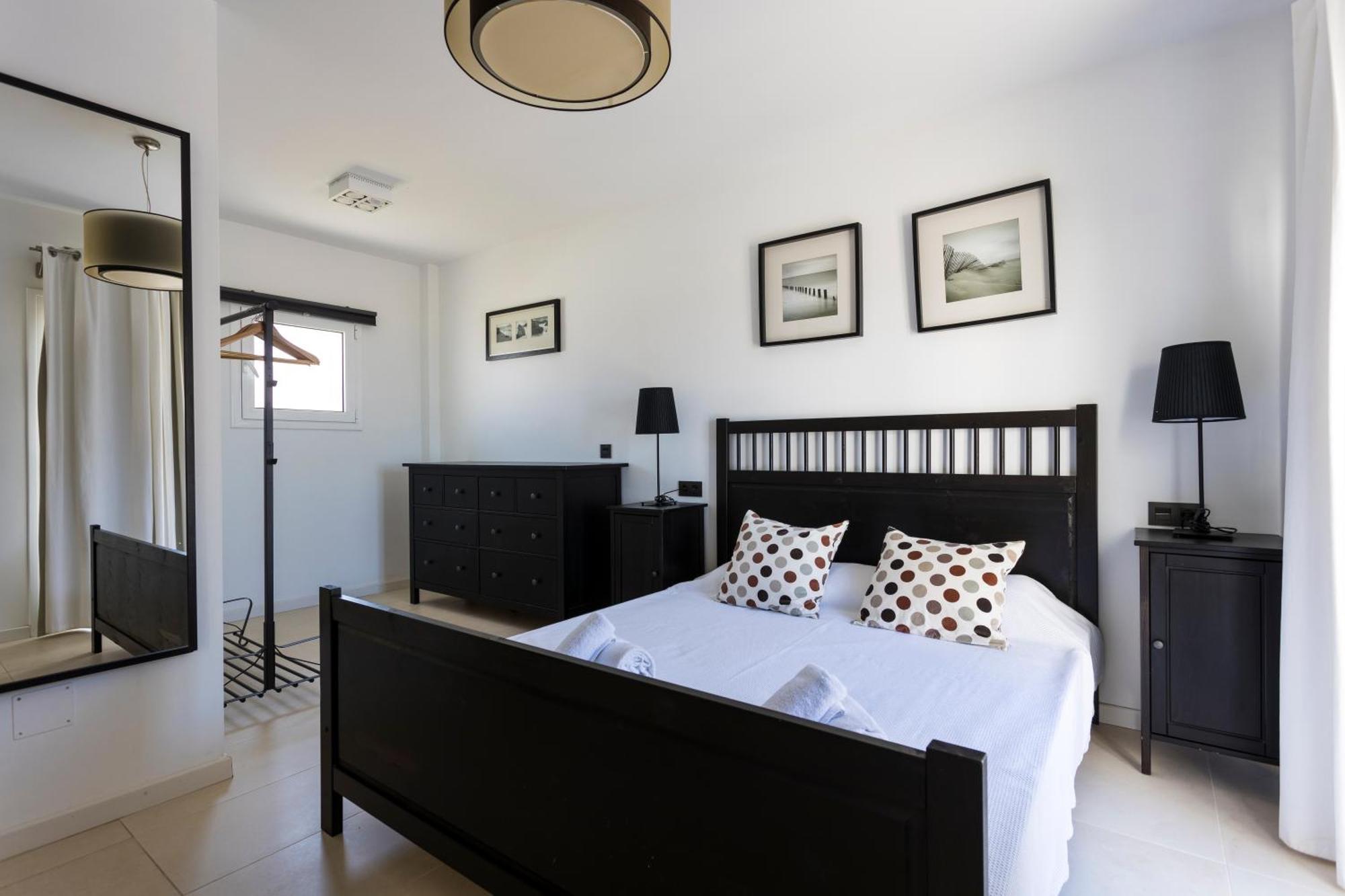 V196 Villa Brisa By Menorcarentals Villas Son Bou Eksteriør billede