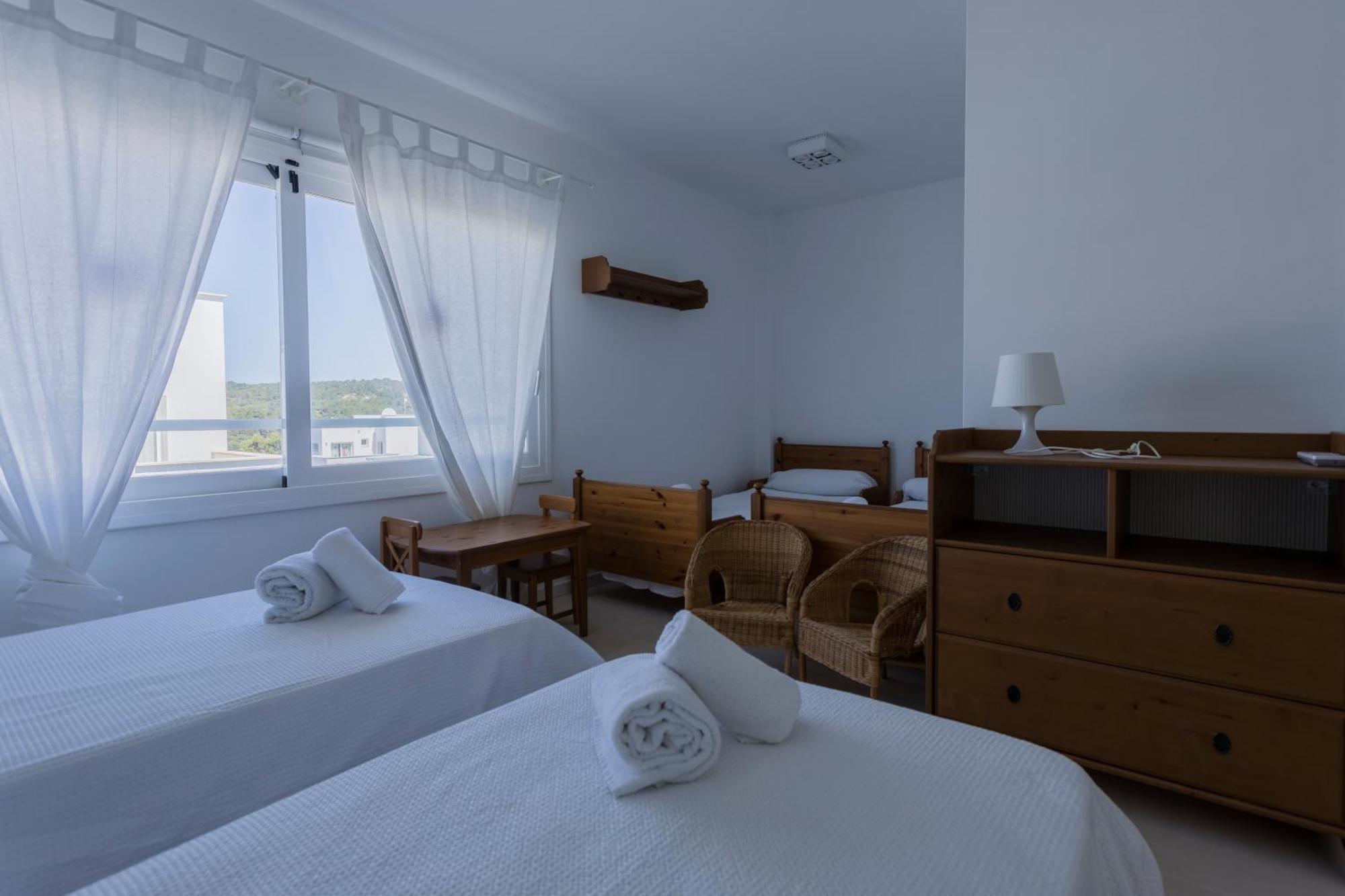 V196 Villa Brisa By Menorcarentals Villas Son Bou Eksteriør billede