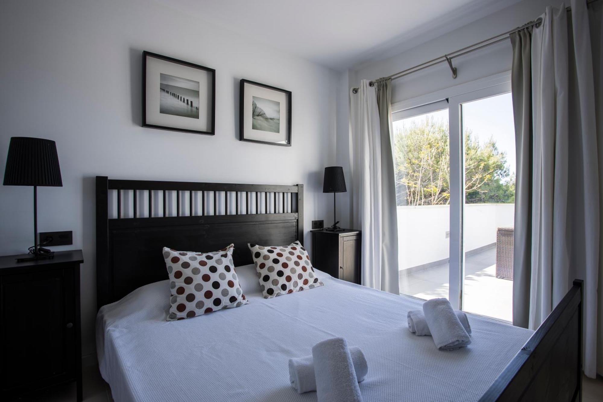 V196 Villa Brisa By Menorcarentals Villas Son Bou Eksteriør billede